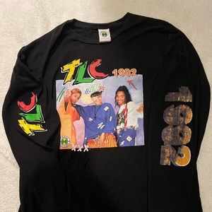 🐥3/$15 Zumiez TLC Long Sleeve Shirt !